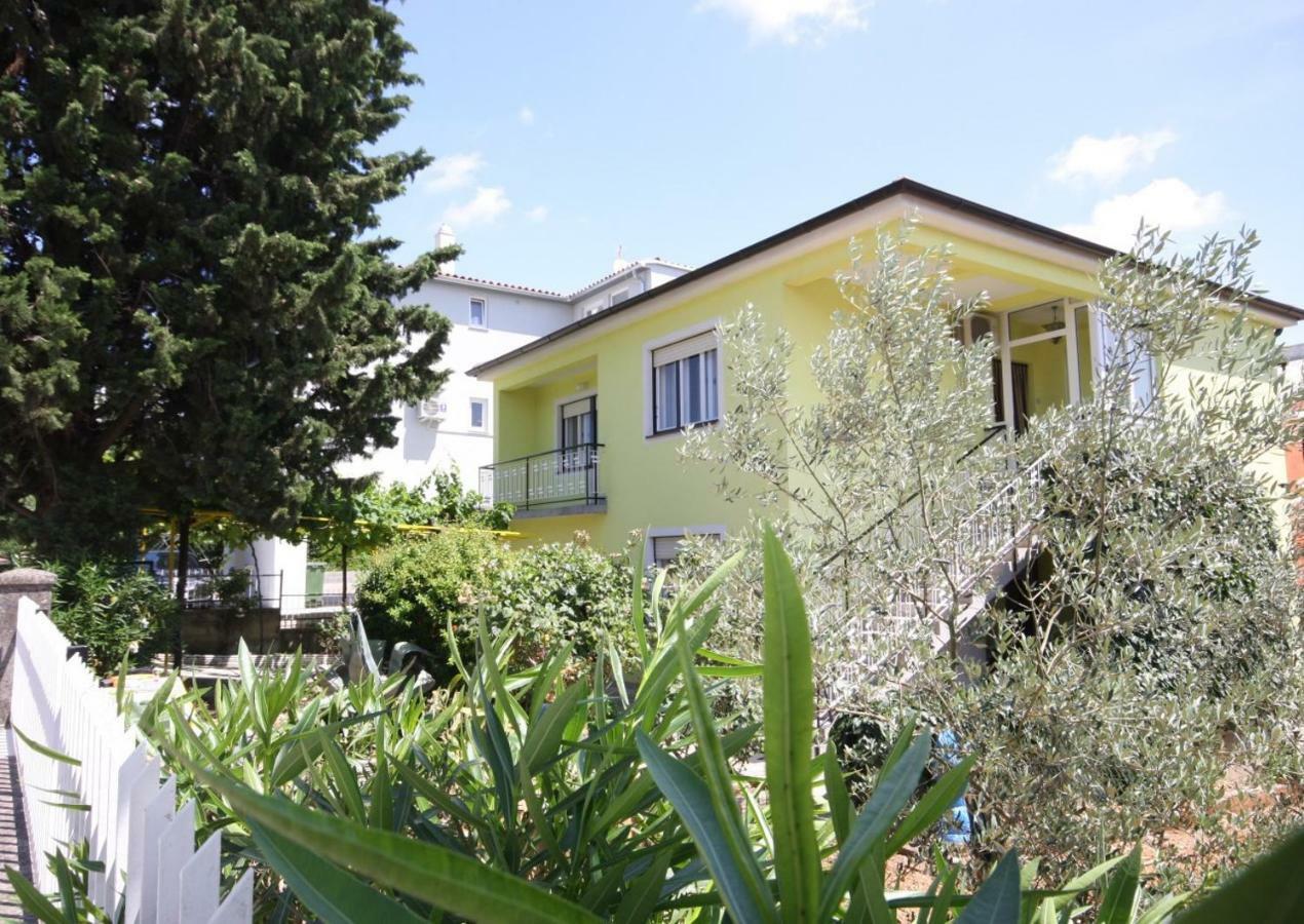 Two Bedroom Apartment, Nice Neighborhood, Free Parking, Wifi Pula Dış mekan fotoğraf