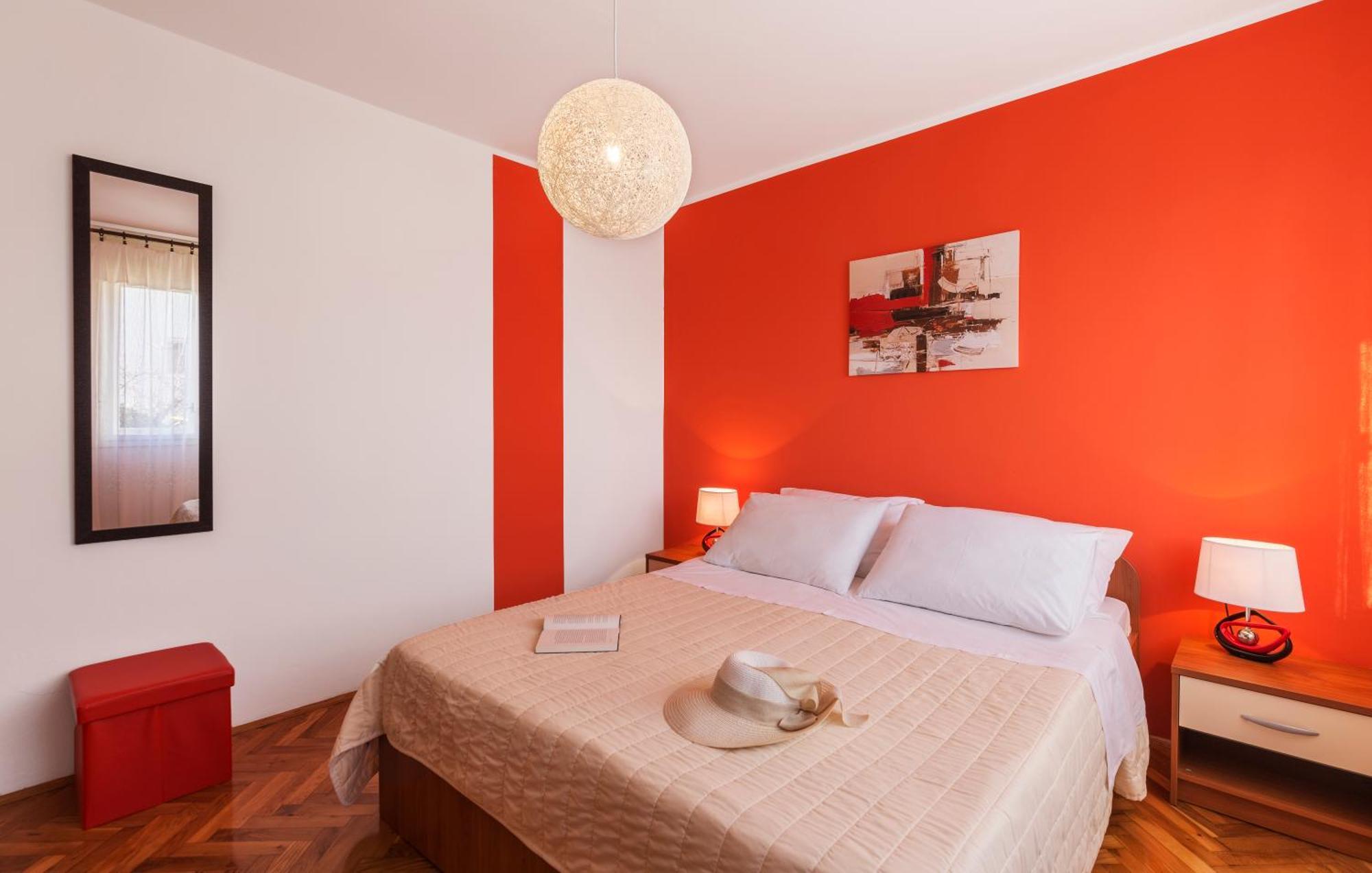 Two Bedroom Apartment, Nice Neighborhood, Free Parking, Wifi Pula Dış mekan fotoğraf
